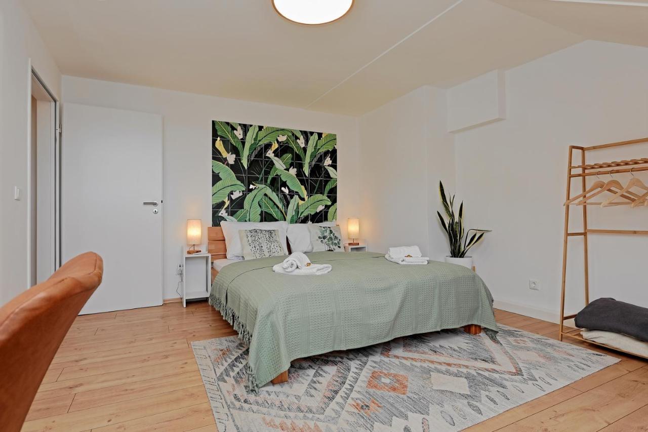 Stay&Dream - 75M² - Two Bedrooms - Kitchen - Netflix Essen Esterno foto